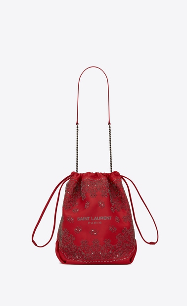 Teddy pouch in lambskin decorated with bandana studs